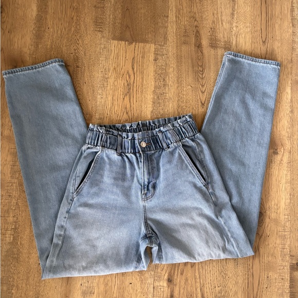 American Eagle Outfitters Denim - COPY - American Eagle paper bag waist jeans size 2 light wash EUC
